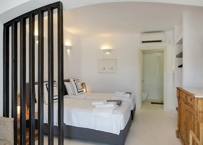 Blueros - Grey Penzion 4*