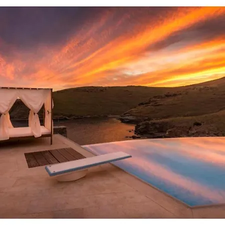 Πανσιόν Blueros - Grey